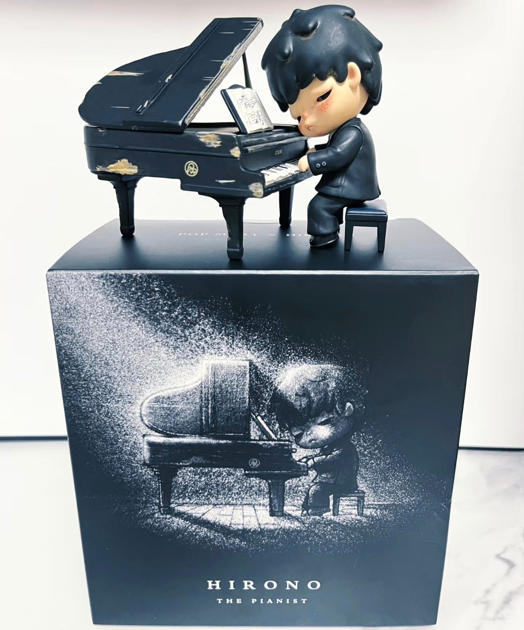 (Cat10096)Hirono  The Pianist figure