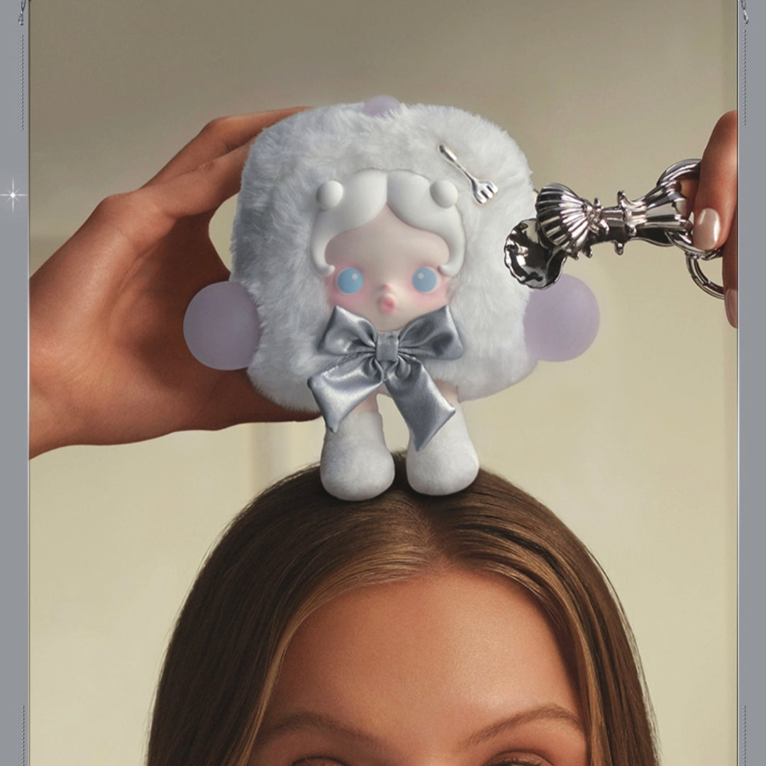 (Cat101371)TheSugarTongs mini bag The Feast Begins series Figure Skullpanda POPMART