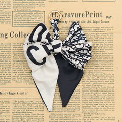 Vintage bow keychain pendant
