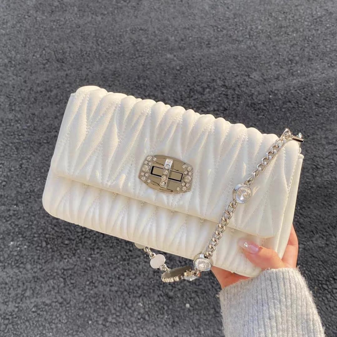 (Cat3004)Shiny Diamond Bag Cutie toy accessories Elegant or Adorable Bag White Bag
