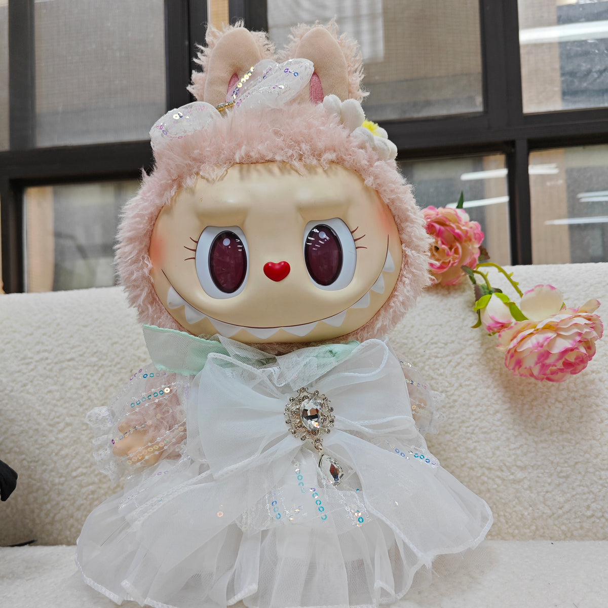 (Cat Mew20)Shiny White new clothes for 37 cm plush doll new costume for Mokoko