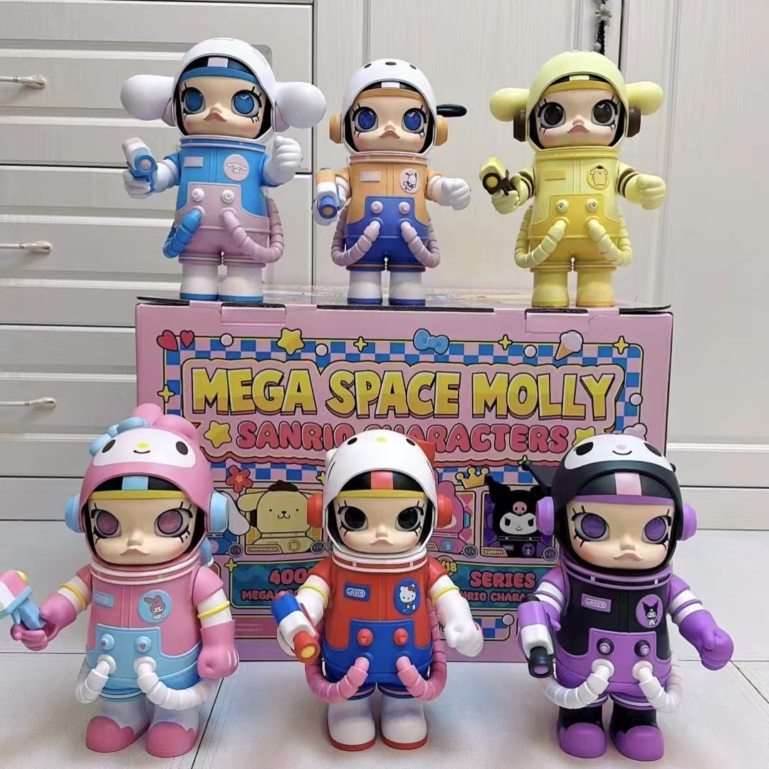 MEGA MOLLY 400 % Sanrio Characters pre-order