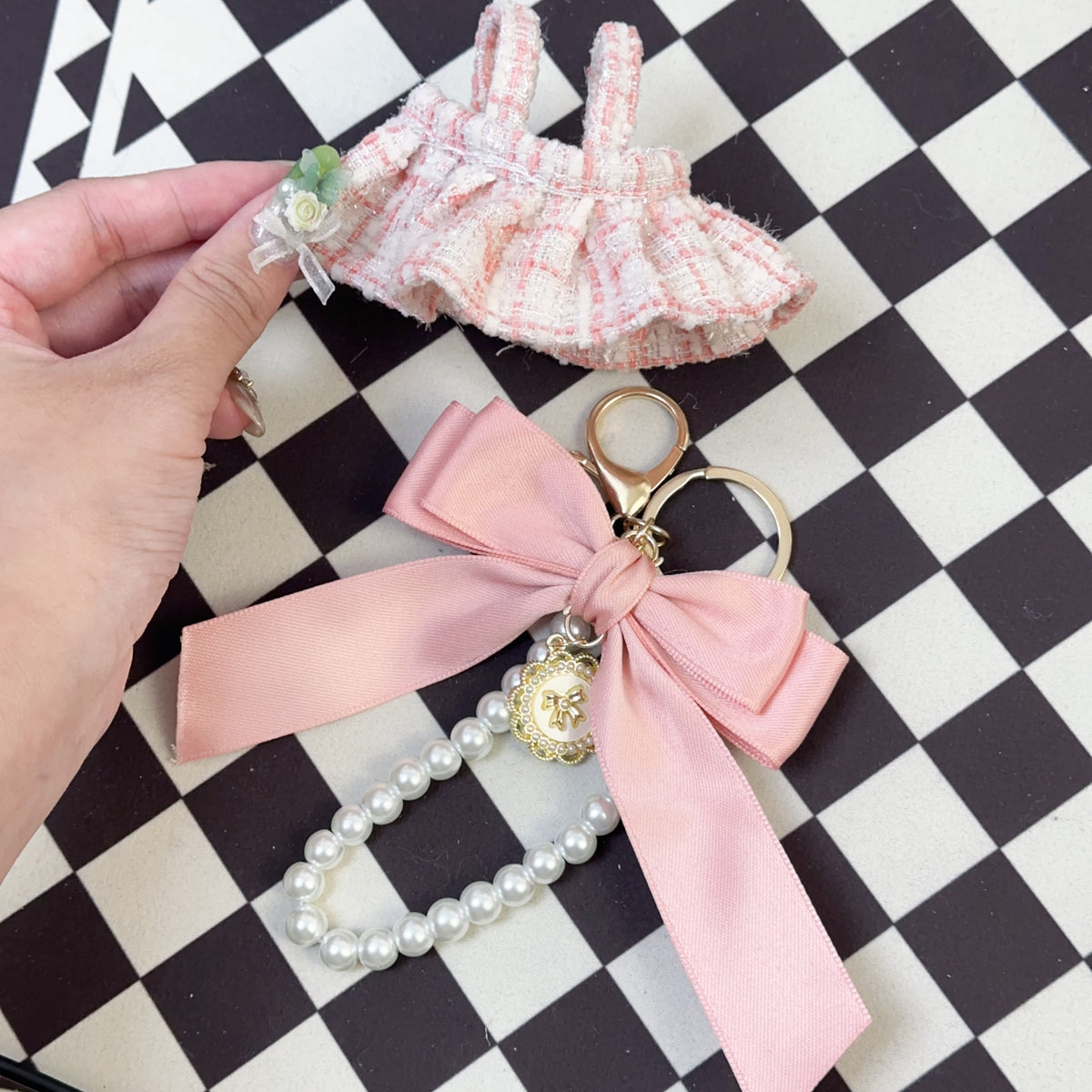 Bow Key Chain + Pink skirt｜toys accessories plush toys Pink components 1 pink dress and keychain