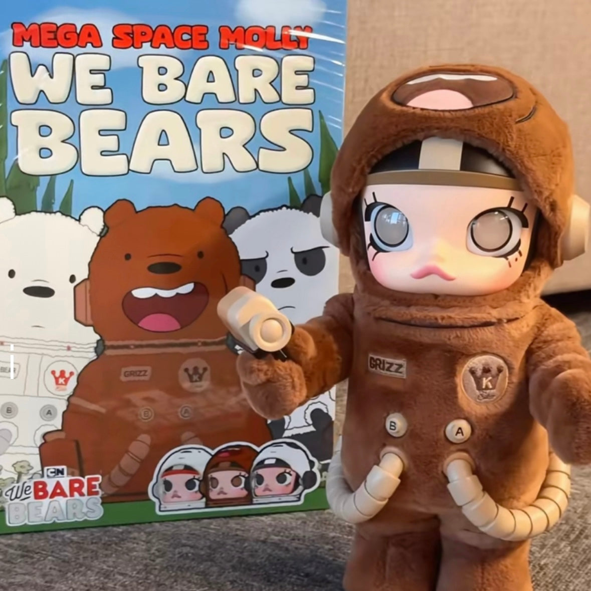 MEGA SPACE MOLLY 400%WE BARE BEARS (pre-order)