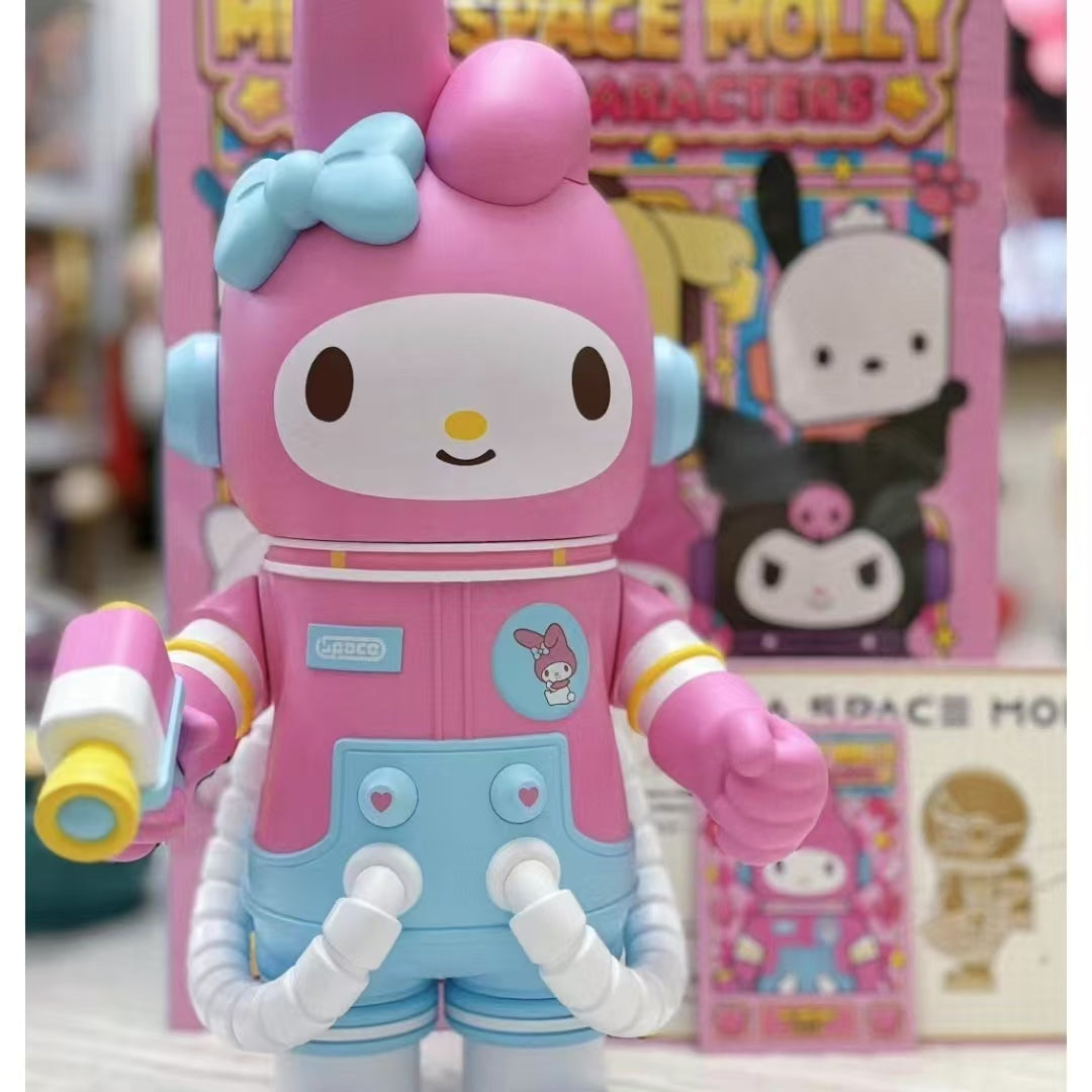 MEGA MOLLY 400 % Sanrio Characters pre-order