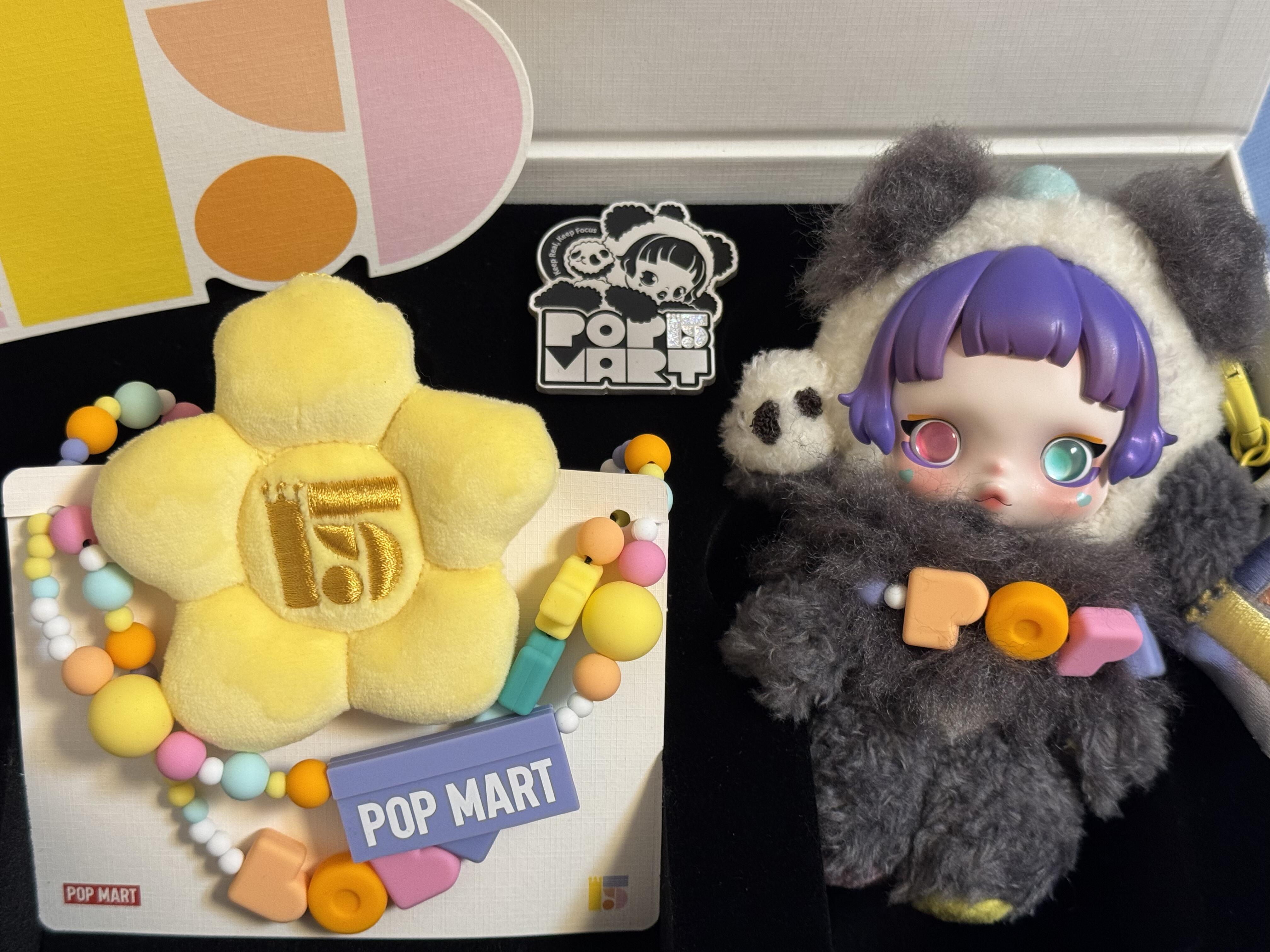 （cat10168）Popmart 15th Anniversary Employee Commemorative Gift Box skullpanda preorder