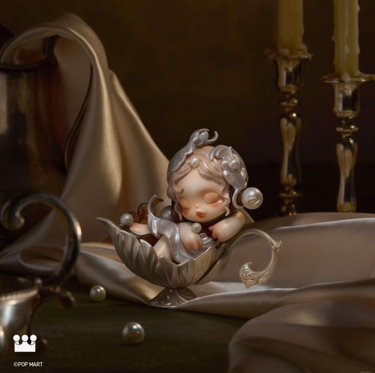 (Cat10137)The Feast Begins series Figure Skullpanda POPMART