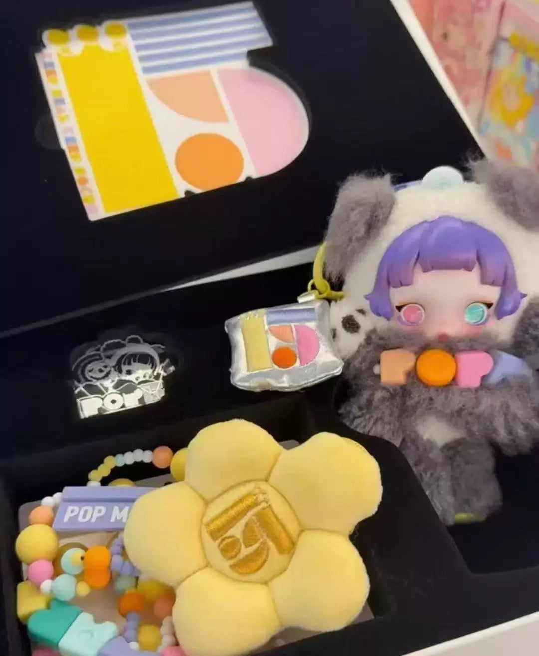 （cat10168）Popmart 15th Anniversary Employee Commemorative Gift Box skullpanda preorder