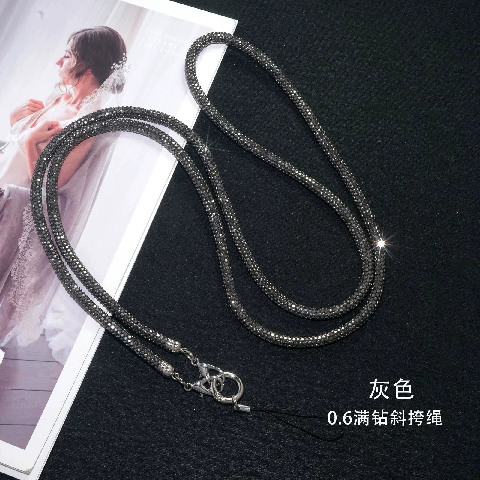 Luxury Bling Rhinestone Crossbody Chain ✨——US