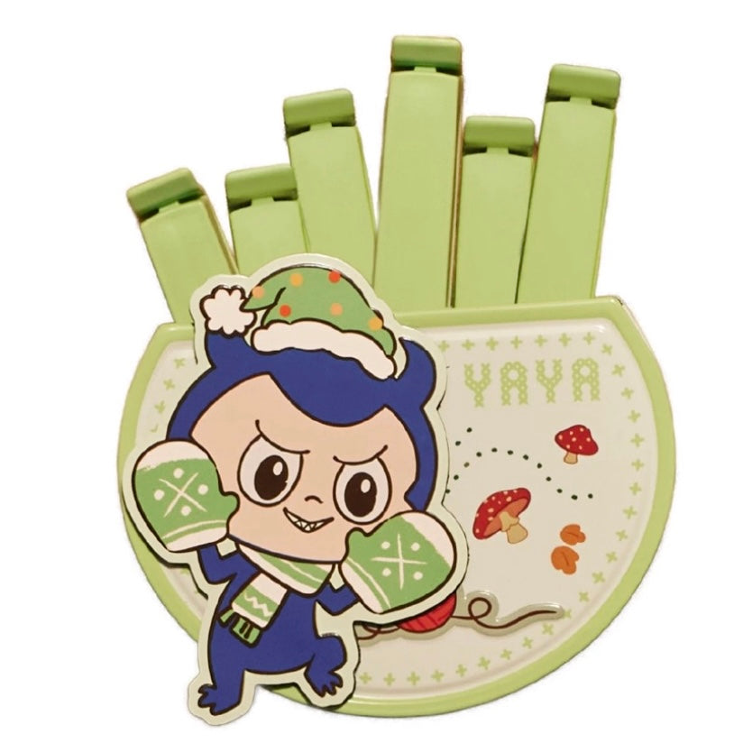 Fall Into Sweater-Sealing Clip Magnetic Absorption Blind Box (pre-order)