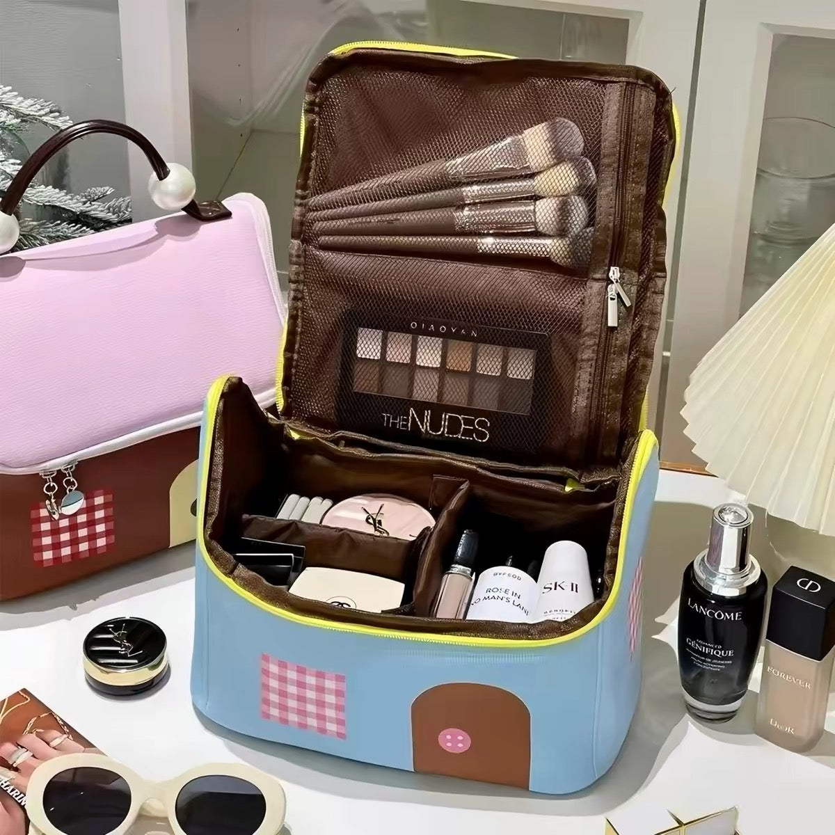 Makeup bag Women's cosmetics storage bag portable large-capacity waterproof toiletry bagsubdivision